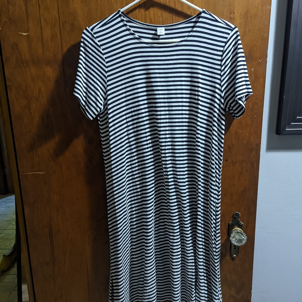 Old Navy striped t-shirt dress